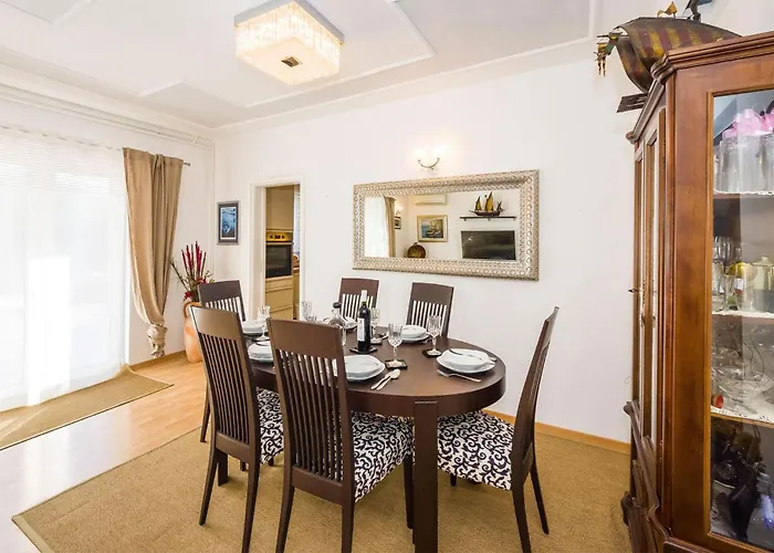 Stunning Home In Vodice Сasa de vacaciones