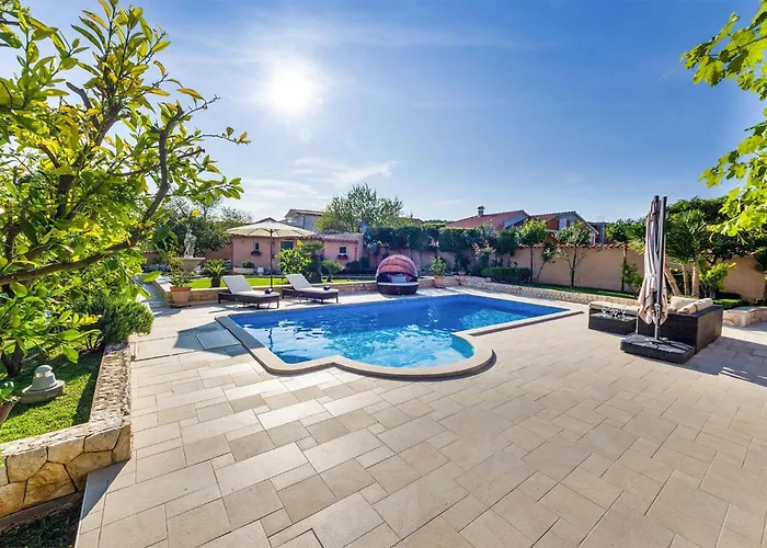 Stunning Home In Vodice Сasa de vacaciones *